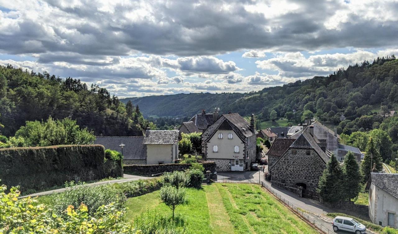 La Maison Normande Saint-Cirgues-de-Jordanne Ngoại thất bức ảnh